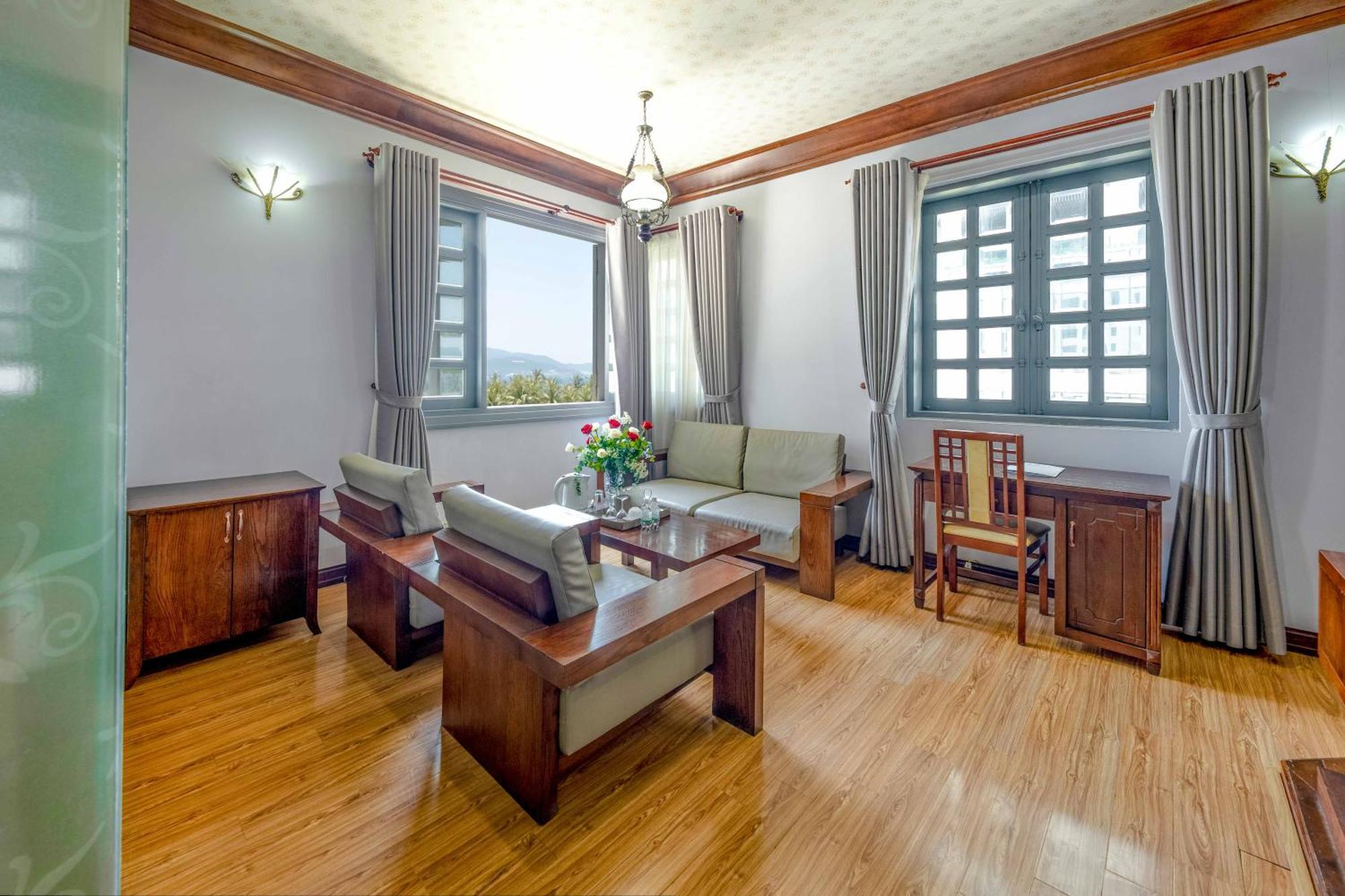 Rembrandt Hotel Nha Trang Exterior foto
